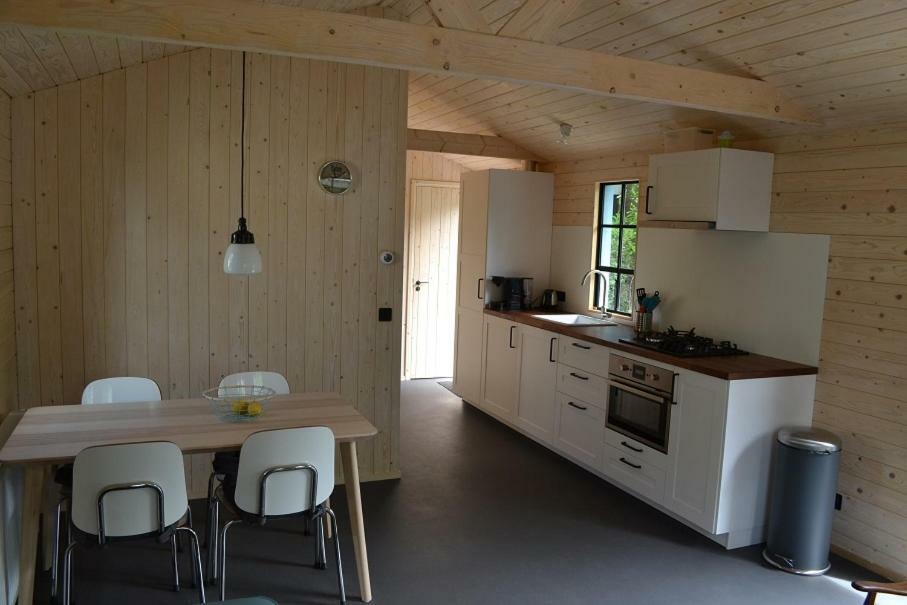 Mooi Nieuw Houten Huisje Havelte Экстерьер фото