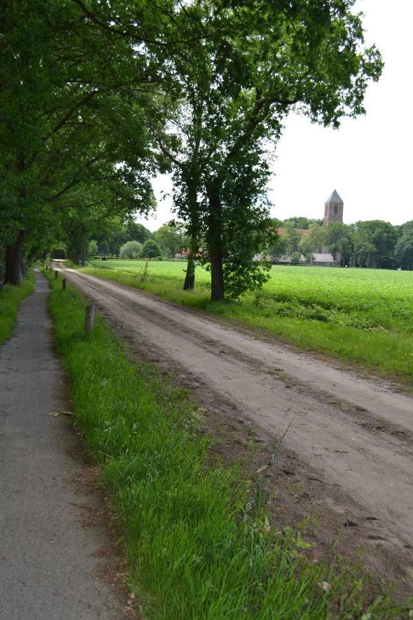 Mooi Nieuw Houten Huisje Havelte Экстерьер фото